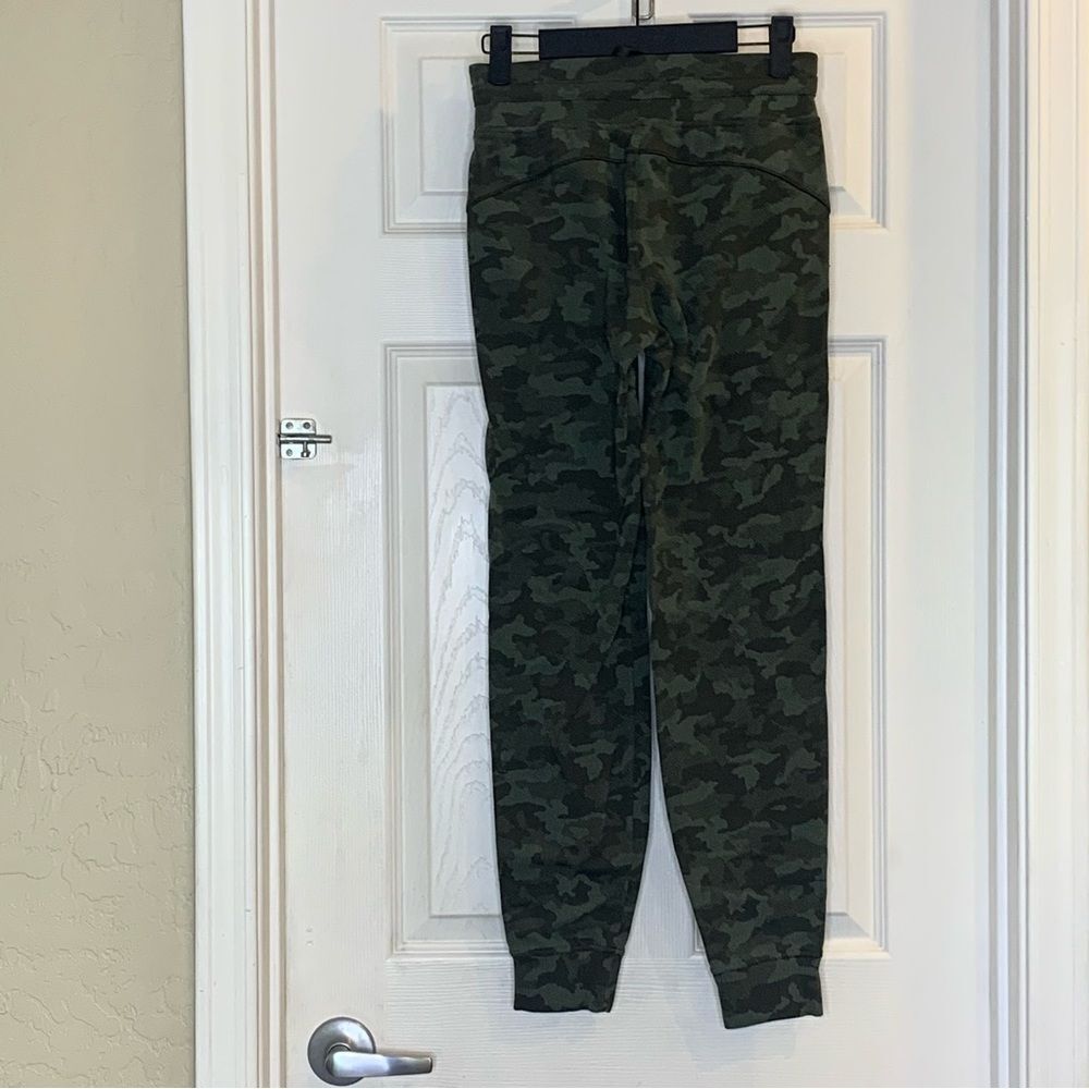 Lululemon Ready to Rulu Jogger 29" Heritage Camo Dark Olive Green Twill Size 4 - Picture 2 of 12